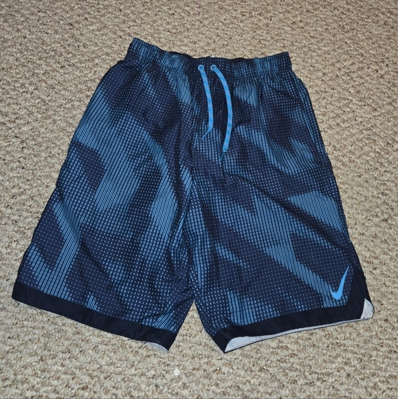 Nike Board Shorts Swim Trunks Men's Size Medium - Picture 1 of 6